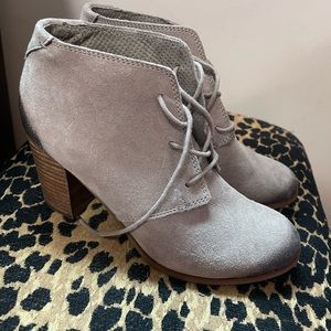 Toms lace up suede ankle booties